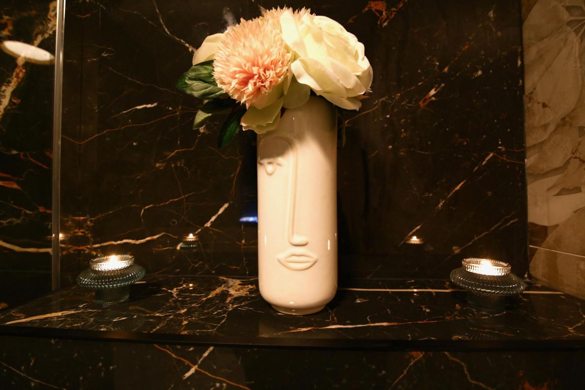 Flower Suite And Spa 라센느쉬르메르 외부 사진